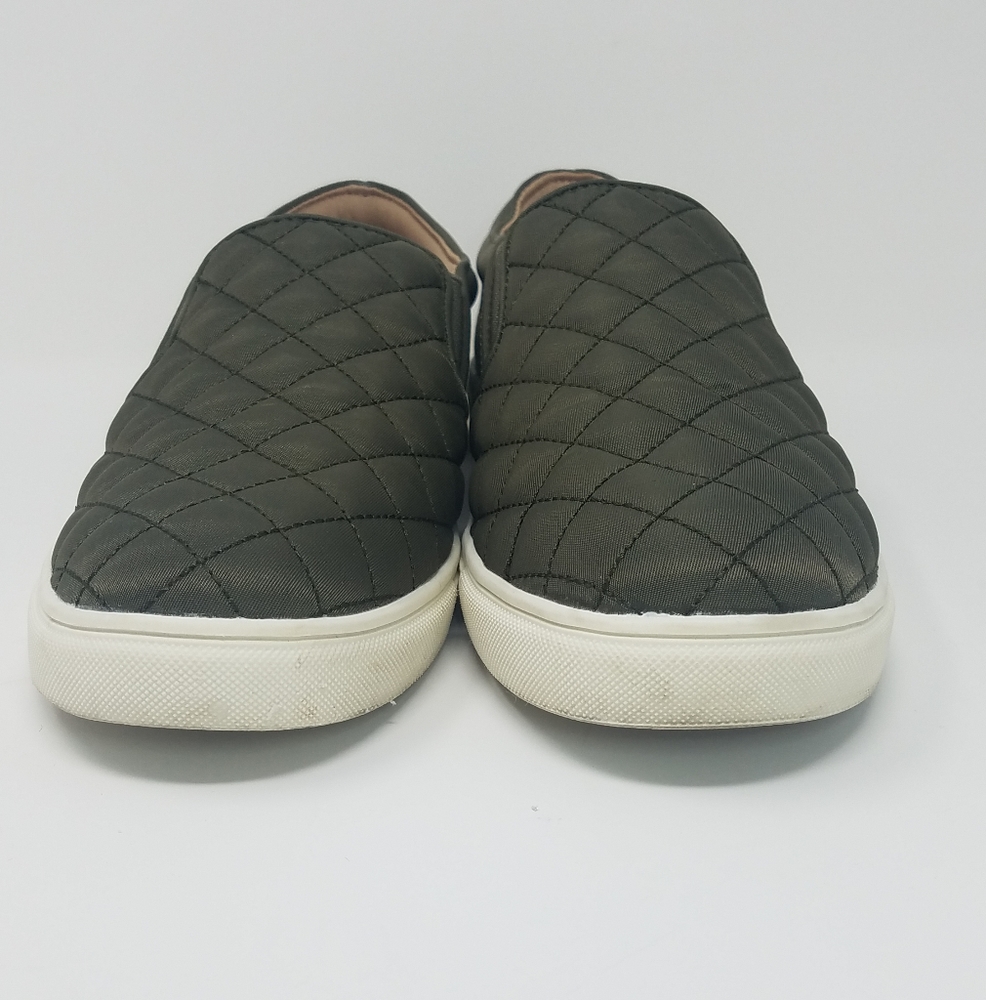 A New Day Size 9  slip ons